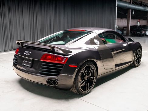 Used 2011 Audi R8 V8 image 28