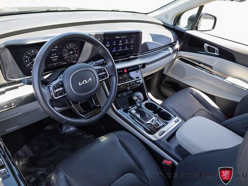 Used 2024 Kia Carnival SX Prestige FWD image 23