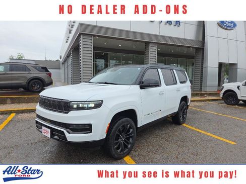 Used 2024 Jeep Grand Wagoneer Series III w/ Quick Order Packagew 28T AWD/4WD image 1