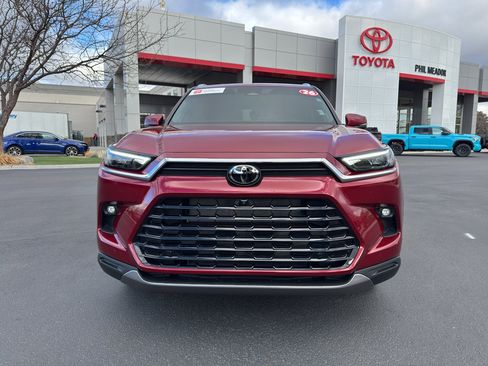 Certified 2026 Toyota Grand Highlander AWD image 8
