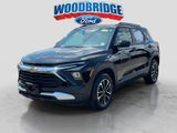 Used 2024 Chevrolet TrailBlazer LT image 2