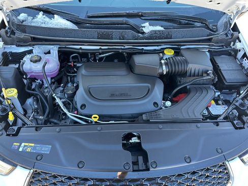 New 2026 Chrysler Pacifica Select AWD/4WD image 22