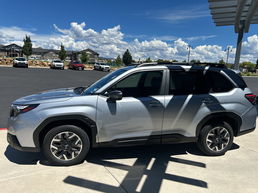 Certified 2025 Subaru Forester Premium AWD/4WD image 5