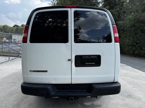 Used 2012 Chevrolet Express 1500 image 11