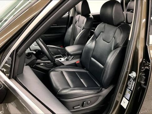 Used 2025 Kia Telluride S FWD image 23