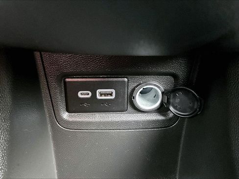 Used 2020 Chevrolet Spark LS image 31