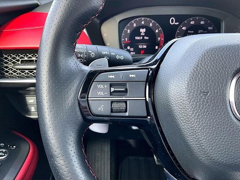 Certified 2025 Acura ADX A-Spec image 18