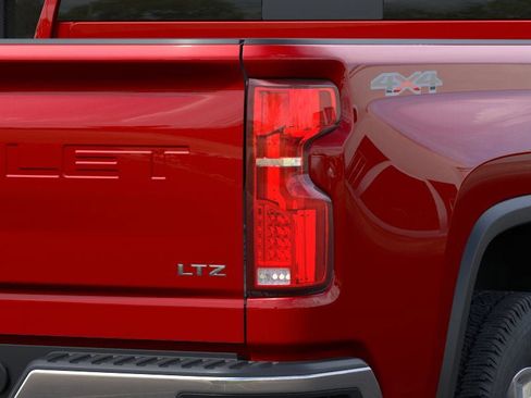 New 2026 Chevrolet Silverado 2500 LTZ w/ LTZ Premium Package AWD/4WD image 17