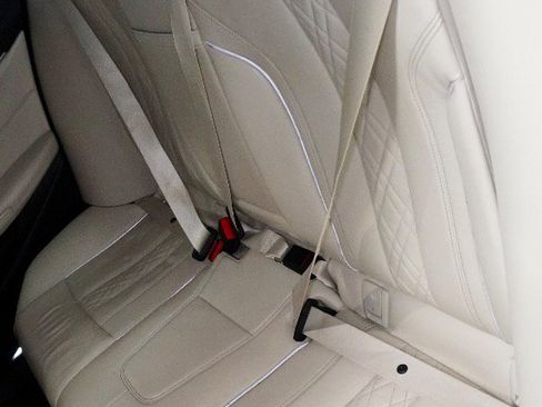 Used 2018 BMW 540i image 5