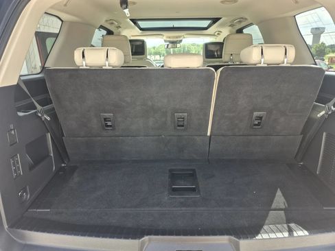Used 2018 Ford Expedition Platinum RWD image 27