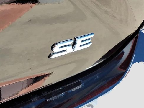 New 2026 Toyota Camry SE image 5