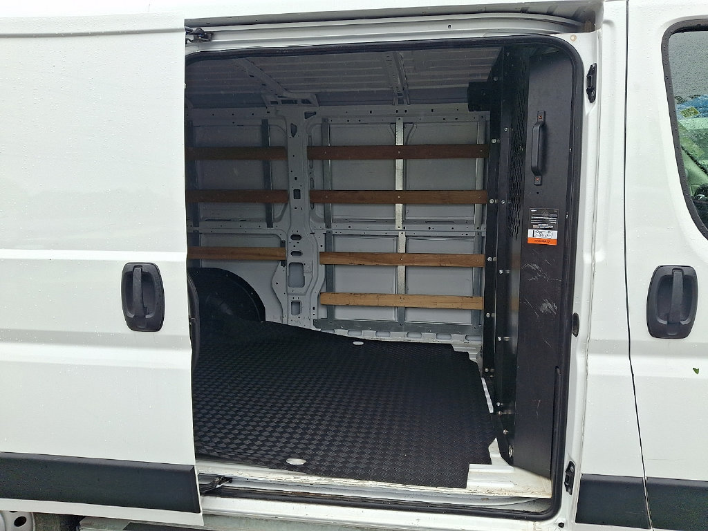 Used 2025 RAM ProMaster 2500 w/ U-Haul Equipment Group FWD image 10