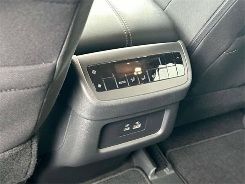 Used 2024 Nissan Pathfinder SV w/ Lighting Package (N92) image 19