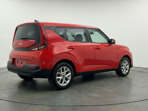 Used 2025 Kia Soul LX w/ LX Technology Package image 9