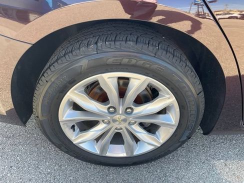Used 2020 Chevrolet Malibu LT FWD image 26