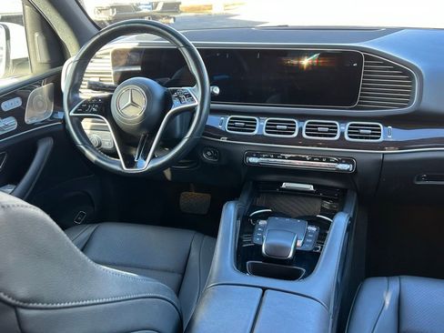 Used 2024 Mercedes-Benz GLE 350 4MATIC w/ 3rd Row Seat Package image 19