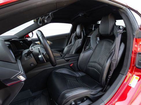 Used 2021 Chevrolet Corvette Stingray Preferred Cpe w/ 2LT RWD image 65