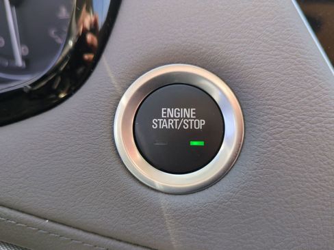 Certified 2023 Cadillac XT5 Premium Luxury w/ Technology Package image 17