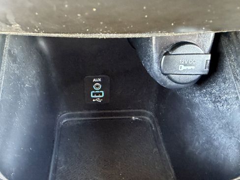 Used 2018 Dodge Journey SE w/ Connectivity Group FWD image 20