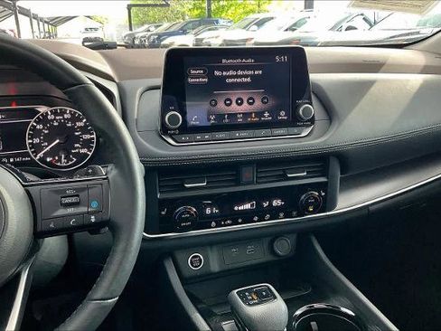 Certified 2023 Nissan Rogue SV w/ SV Premium B Package image 7