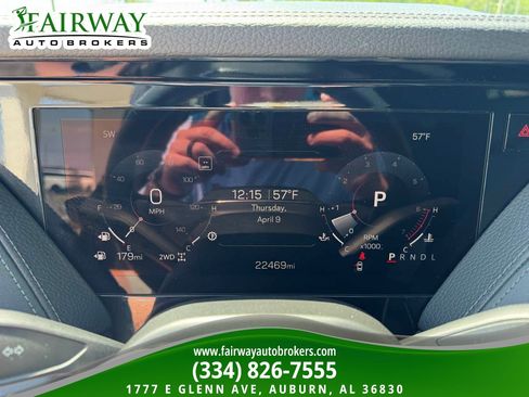 Used 2025 GMC Yukon Denali image 21