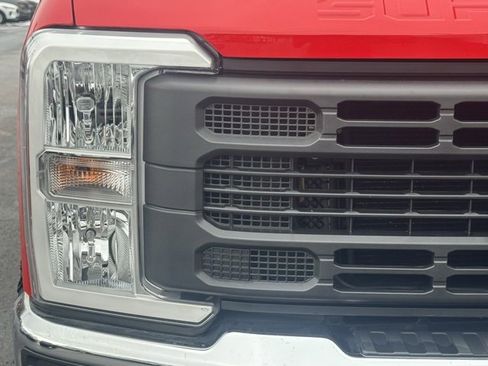 Certified 2024 Ford F250 XL w/ XL Off-Road Package image 4