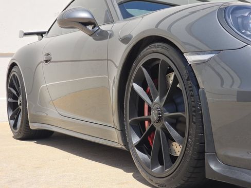 Used 2015 Porsche 911 GT3 RWD image 32