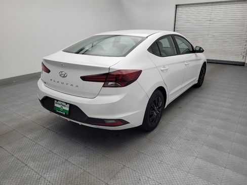 Used 2019 Hyundai Elantra SE image 9