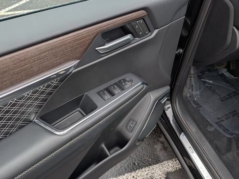 Used 2025 GMC Acadia Denali w/ LPO, Floor Liner Package AWD/4WD image 14