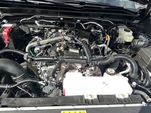 New 2025 Toyota Tacoma SR5 image 9