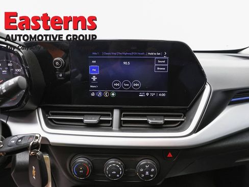 Used 2024 Chevrolet Trax LS FWD image 11