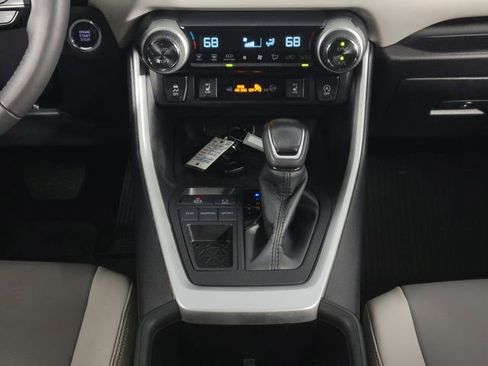 Used 2024 Toyota RAV4 XLE Premium image 25