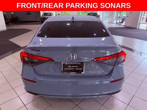 Used 2024 Honda Civic Touring image 6
