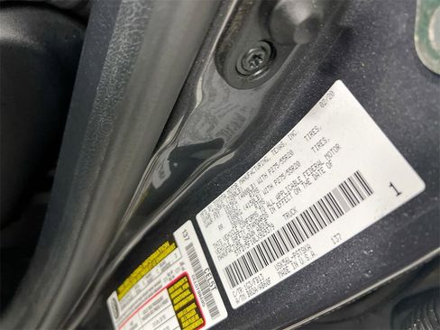 Used 2020 Toyota Tundra SR5 image 27