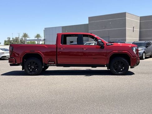 Used 2025 GMC Sierra 2500 AT4 w/ AT4 Premium Plus Package AWD/4WD image 5