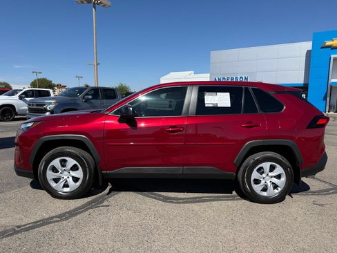Used 2025 Toyota RAV4 LE AWD/4WD image 10