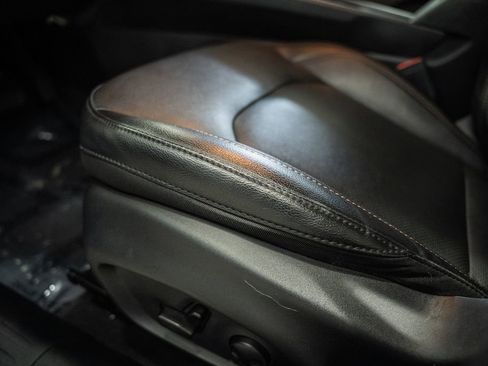 Used 2022 Jeep Compass Limited w/ Sun and Sound Group image 39