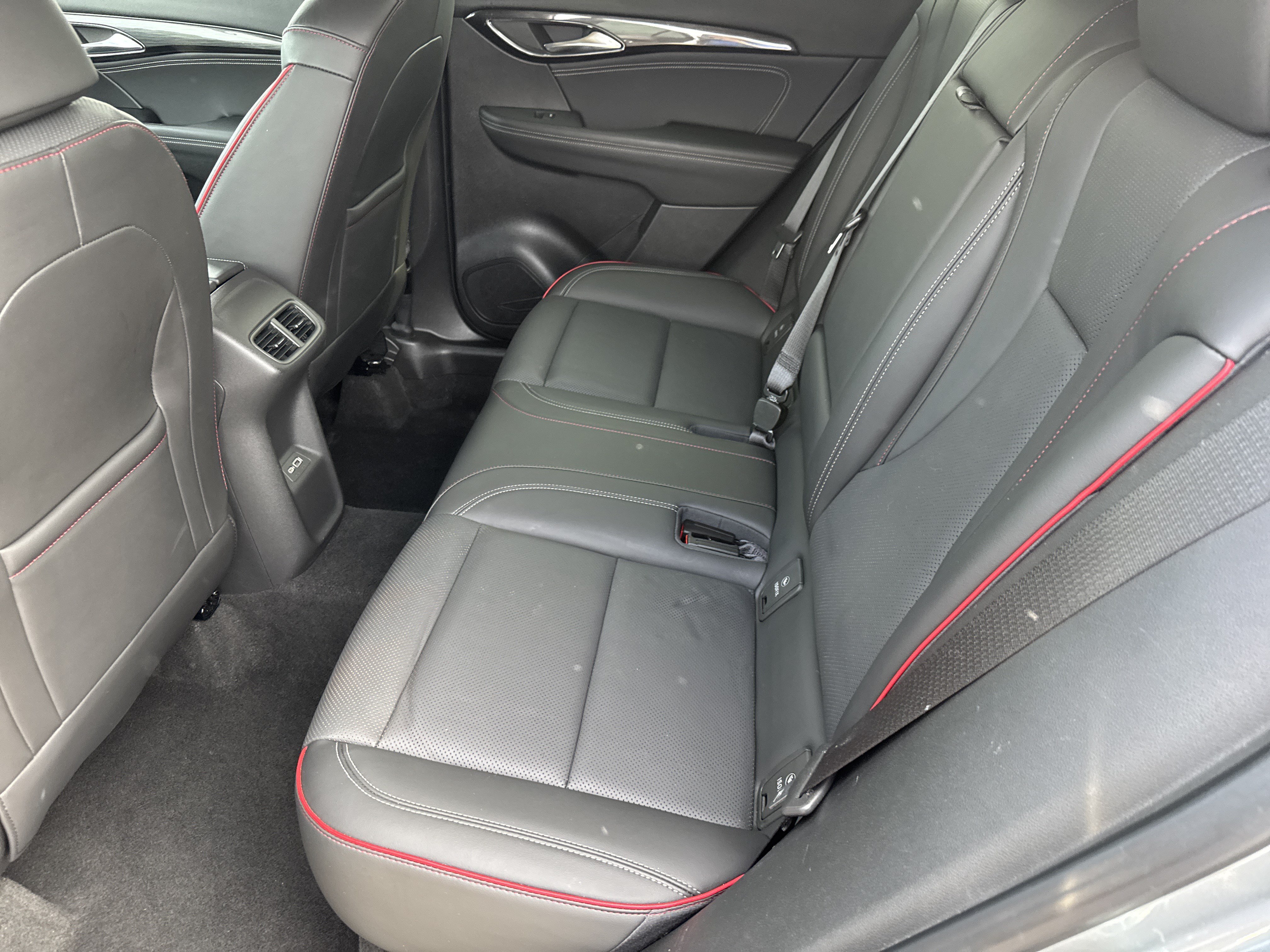 Used 2023 Buick Envision Essence w/ Sport Touring Package FWD image 6