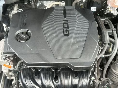 Used 2022 Kia Sorento S FWD image 19