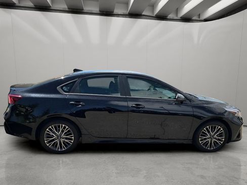 Used 2024 Kia Forte GT-Line w/ GT-Line Premium Package FWD image 11
