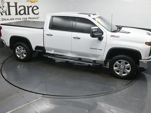 Used 2022 Chevrolet Silverado 2500 LTZ AWD/4WD image 37