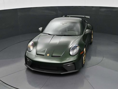Certified 2026 Porsche 911 GT3 w/ Weissach Package RWD image 32