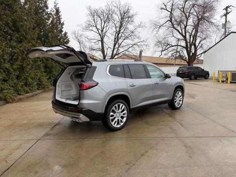 New 2026 GMC Acadia Denali w/ Super Cruise Package AWD/4WD image 32