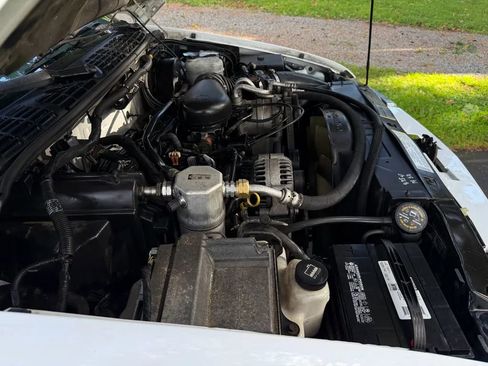 Used 2004 Chevrolet Blazer LS w/ Preferred Equipment Group image 49