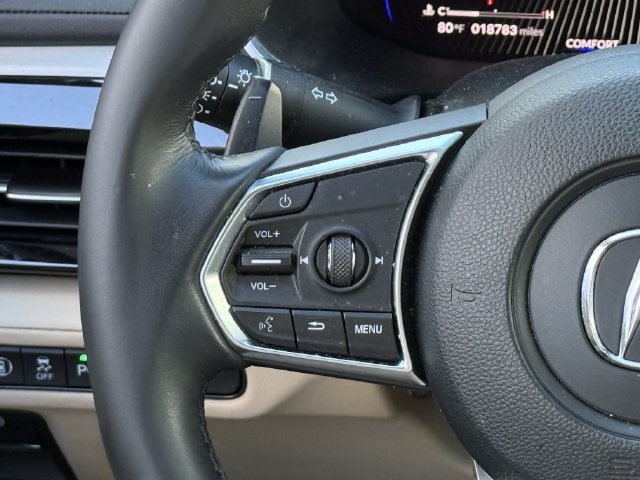 Used 2025 Acura MDX w/ Technology Package FWD image 13