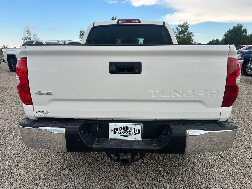 Used 2017 Toyota Tundra SR5 w/ SR5 Upgrade Package AWD/4WD image 9