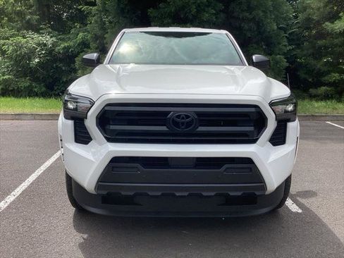 Certified 2024 Toyota Tacoma SR w/ SR Upgrade Package RWD image 19