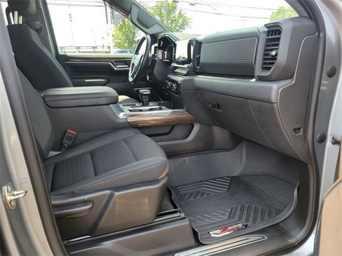 Used 2023 Chevrolet Silverado 1500 LT Trail Boss w/ Protection Package image 15