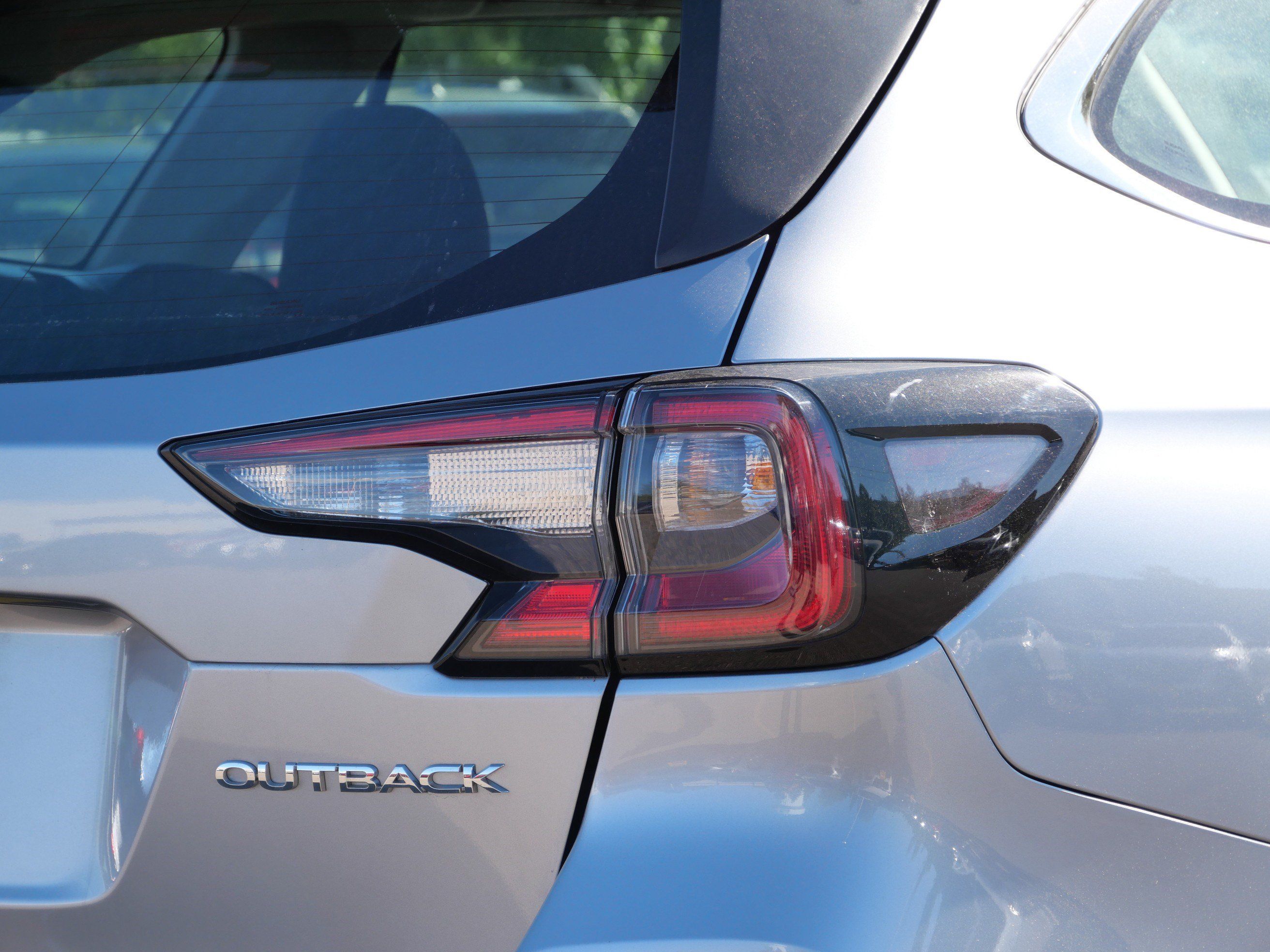 Used 2025 Subaru Outback Onyx Edition AWD/4WD image 17