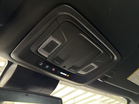 Used 2024 GMC Sierra 2500 AT4 AWD/4WD image 14
